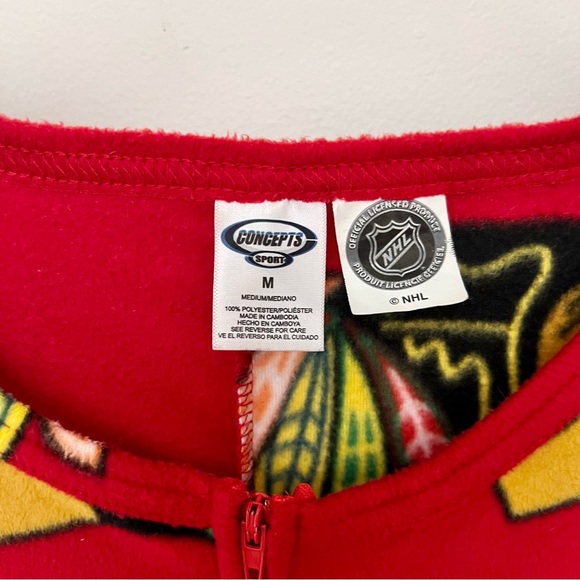 Chicago Blackhawks Fleece Adult Onesie - Picture 5 of 10